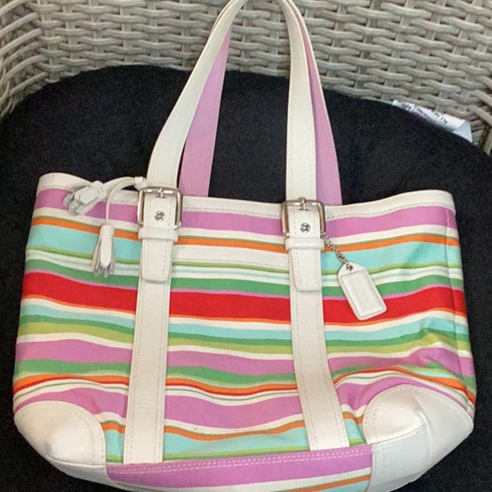 COACH multi- striped summer bag. VINTAGE… EUC. no damage, stains etc. tassels